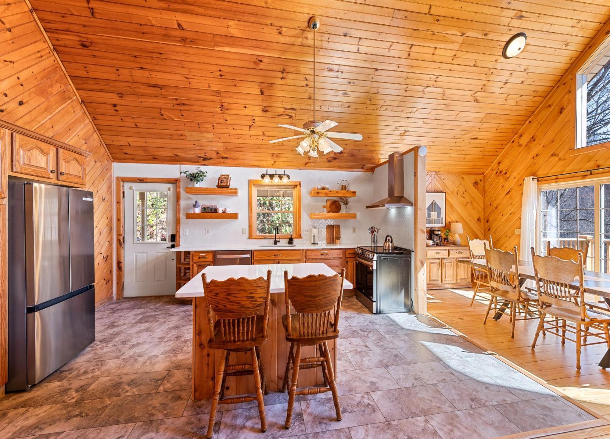 Maggie Valley Cabin With Beautiful Mountain Views, Hottub, Pet Friendly, Gameroom, Fireplace Exterior foto