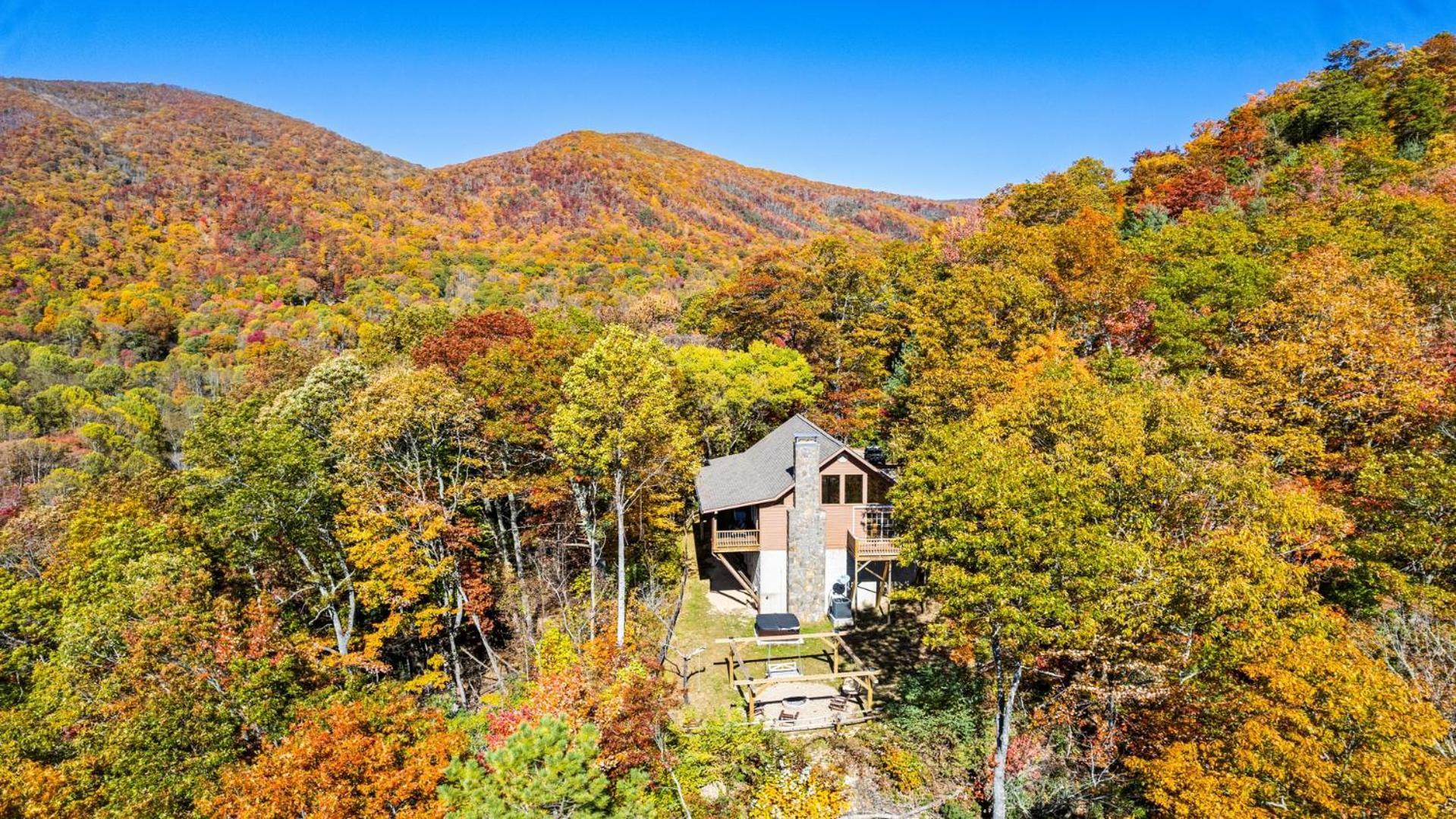 Maggie Valley Cabin With Beautiful Mountain Views, Hottub, Pet Friendly, Gameroom, Fireplace Exterior foto